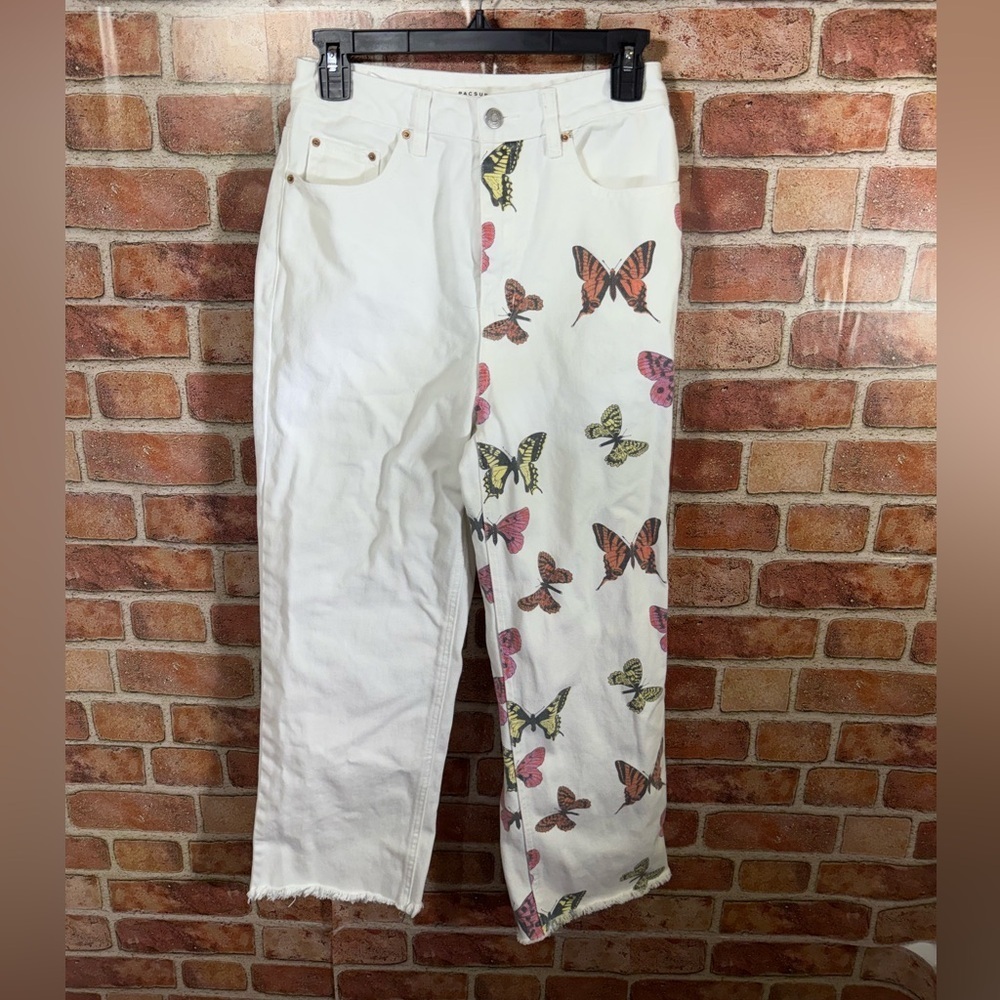 Butterfly 90's Boyfriend Straight Leg raw hem crop Jeans - Size 27 by PacSun